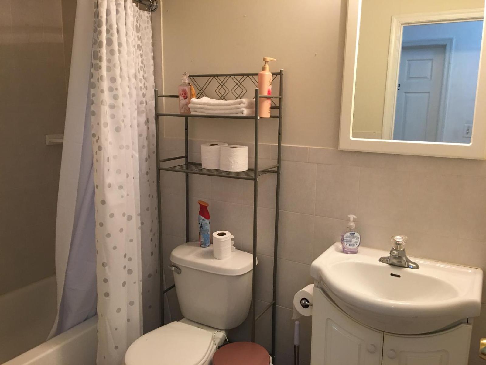 Hotels Near Newark