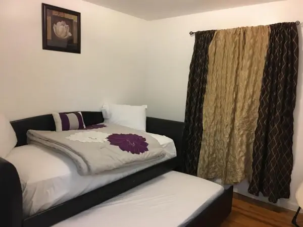 Mojoy Homesuites At Runyon 7